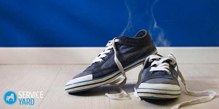 Как избавиться от вони от обуви?