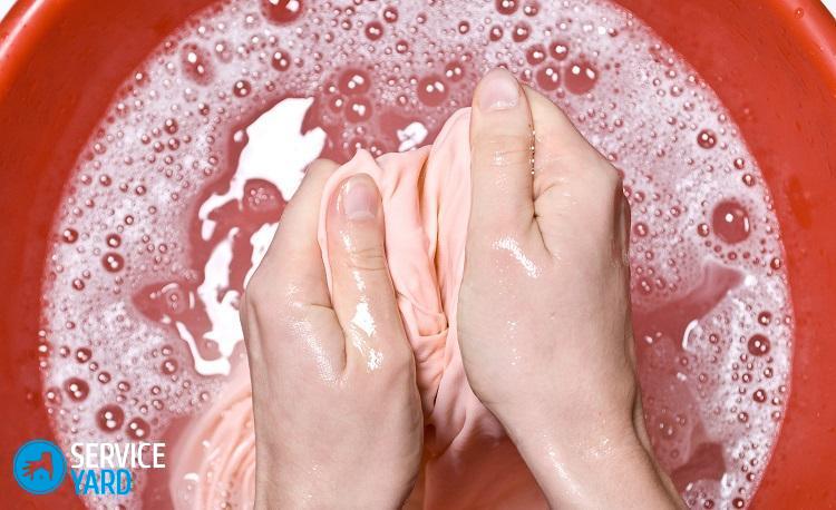 Как избавиться от запаха мочи на одежде?