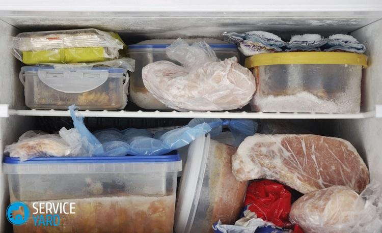 Как избавиться от запаха в морозильной камере холодильника?