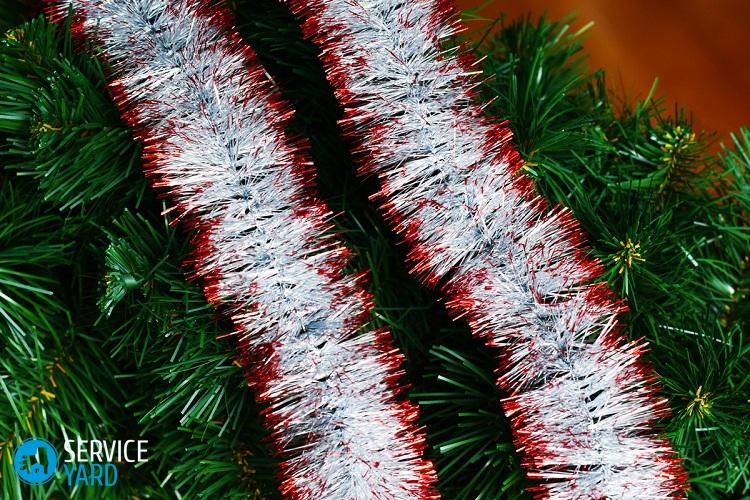 Как красиво повесить дождик на стену?