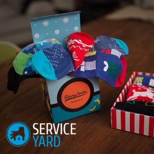 Как красиво сложить носки для подарка?