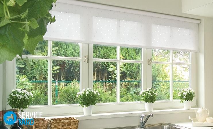 Как крепить рулонные шторы на пластиковые окна?