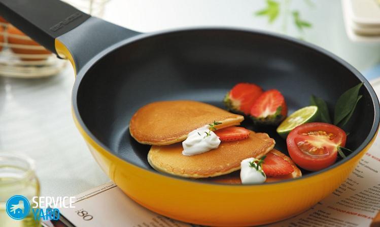 Как очистить керамическую сковороду от нагара внутри?