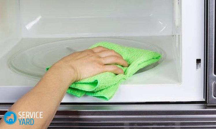 Как очистить микроволновку от запаха гари?