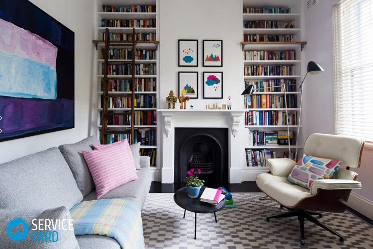 Как оформить стену в гостиной над диваном?