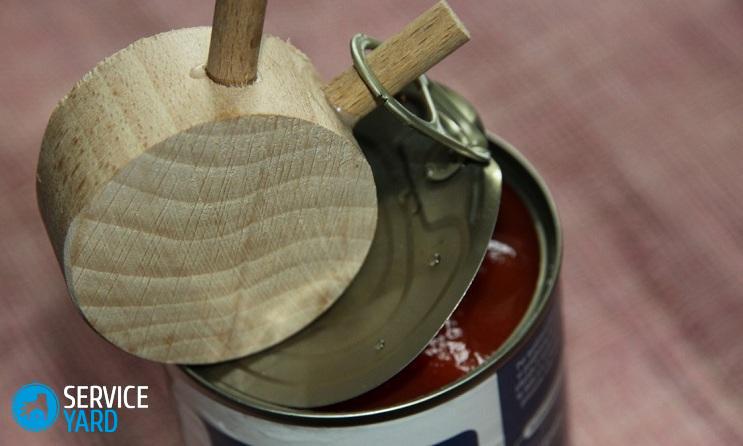 Как открыть консервную банку руками?
