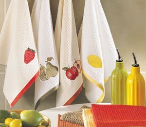 Как отстирать кухонное полотенце: советы в домашних условиях
