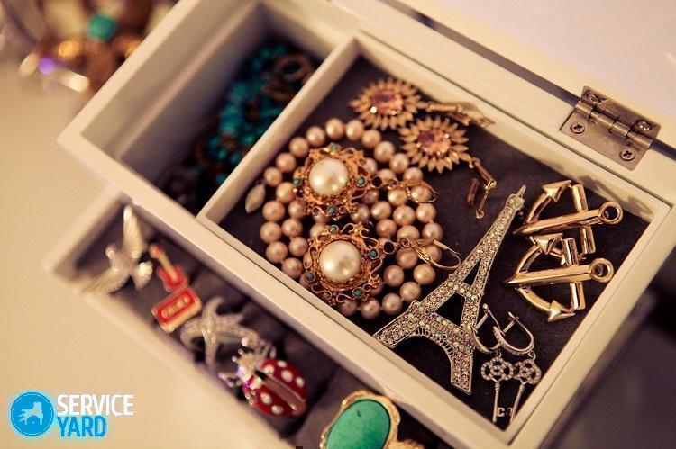 Как почистить бижутерию от потемнения в домашних условиях?