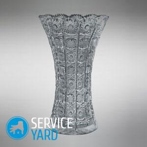 Как почистить хрустальную вазу от белого налета?