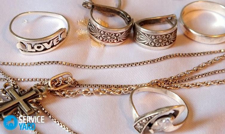 Как почистить серебро в домашних условиях от черноты?