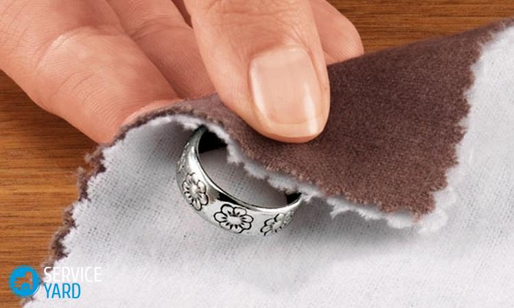 Как почистить серебро в домашних условиях от черноты?