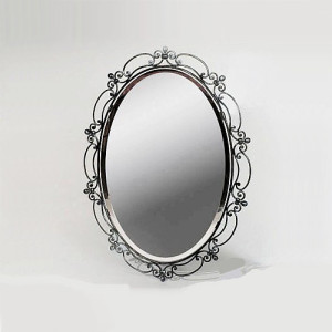 Как почистить зеркало без разводов