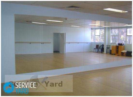 Как почистить зеркало без разводов