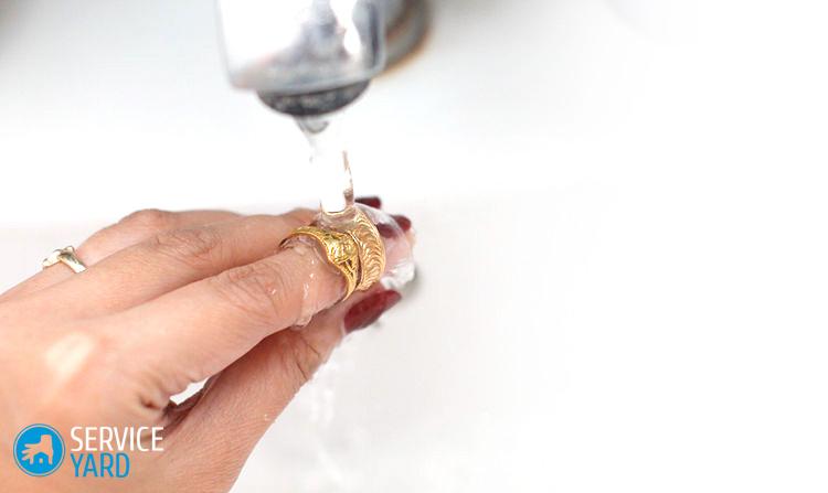 Как почистить золото от черноты в домашних условиях?