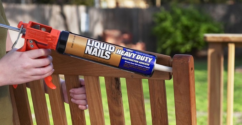 Как пользоваться жидкими гвоздями: назначение, состав и срок годность Как пользоваться жидкими гвоздями: назначение, состав и срок годность