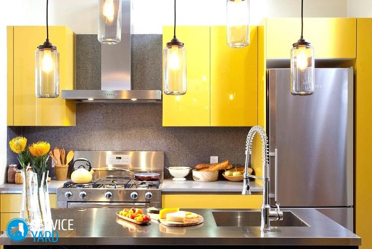 Как поменять лампочку в холодильнике “Индезит”?