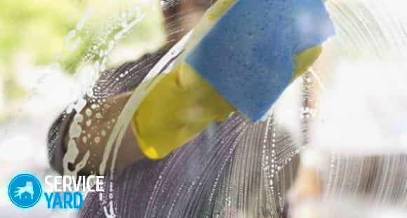 Как помыть окна без разводов в домашних условиях?