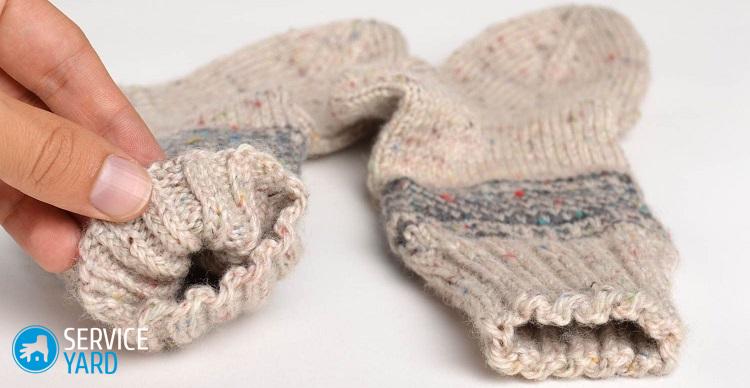 Как постирать шерстяные носки?