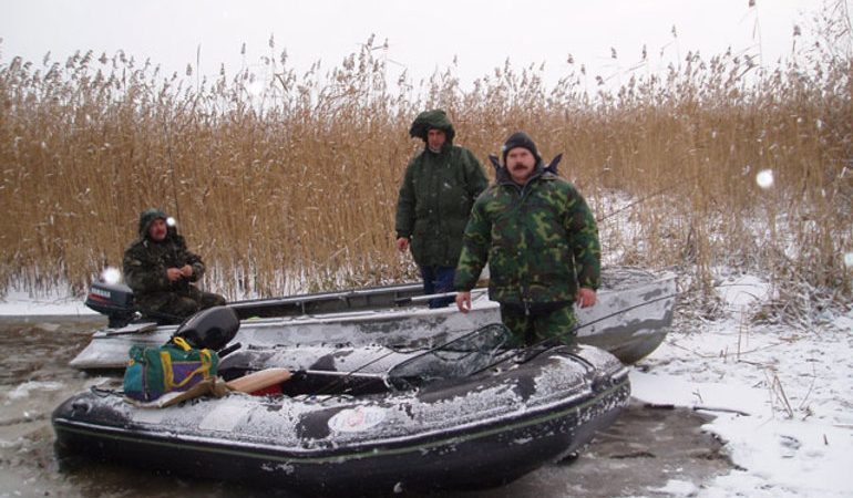 Как правильно хранить лодку ПВХ зимой