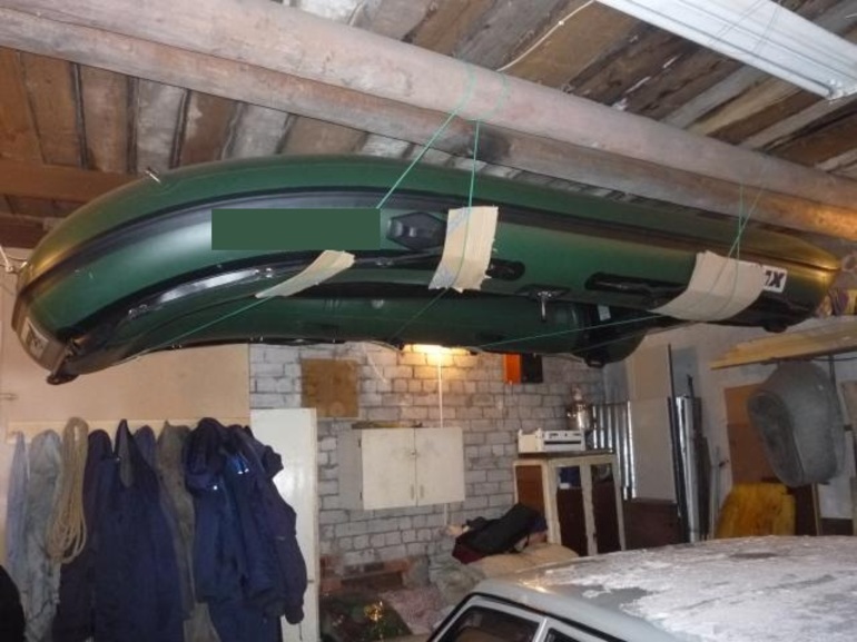 Как правильно хранить лодку ПВХ зимой