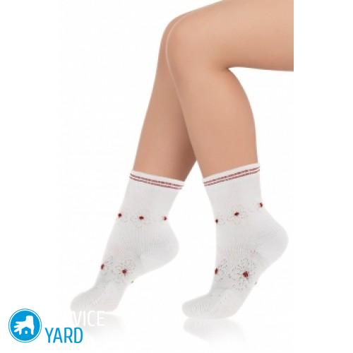 Как правильно и легко стирать детские белые носки?