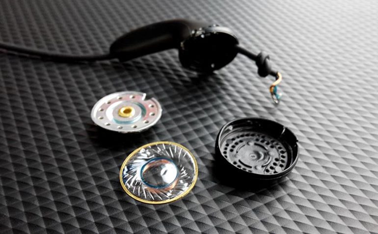 Как правильно почистить наушники от серы и грязи Как правильно почистить наушники от серы и грязи