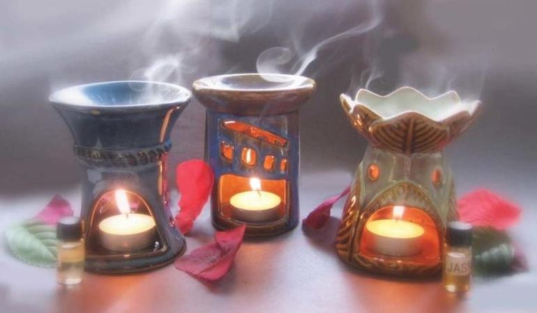 Как правильно пользоваться аромалампой с маслами и свечой