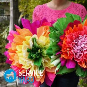 Как сделать цветы из гофрированной бумаги?