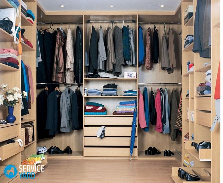 Как сделать гардеробную своими руками?