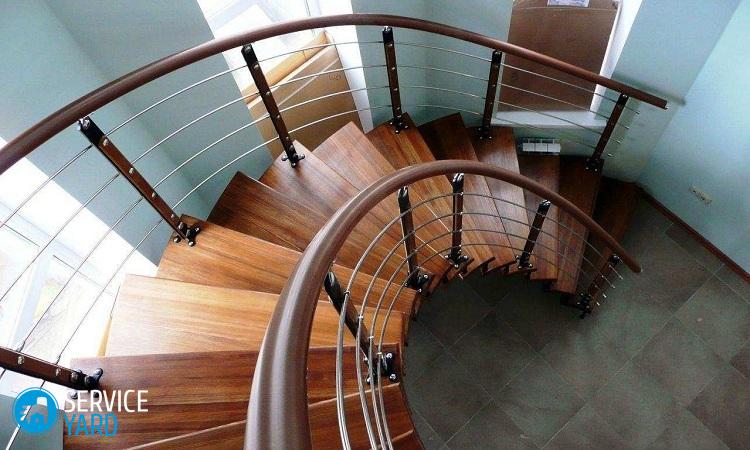 Как сделать перила для лестницы своими руками из металла?