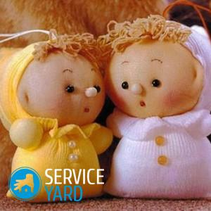 Как сделать пупса из капроновых колготок?