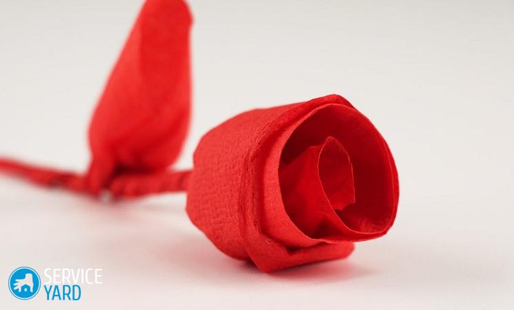 Как сделать розу из салфетки?