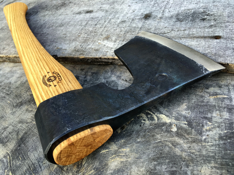 Как сделать топор таежный своими руками из обычного