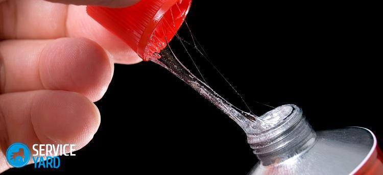 Как убрать клей с одежды от страз?