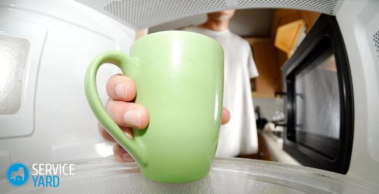 Как убрать запах из микроволновки?