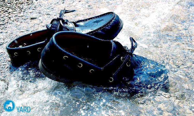 Как убрать запах из обуви ? как устранить запах пота в домашних условиях