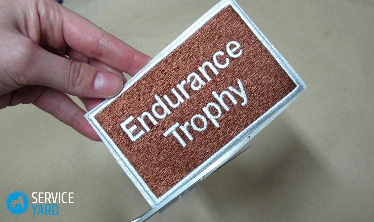 Как удалить наклейку с одежды в домашних условиях?