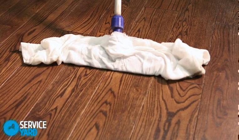 Как удалить пятна с паркета?