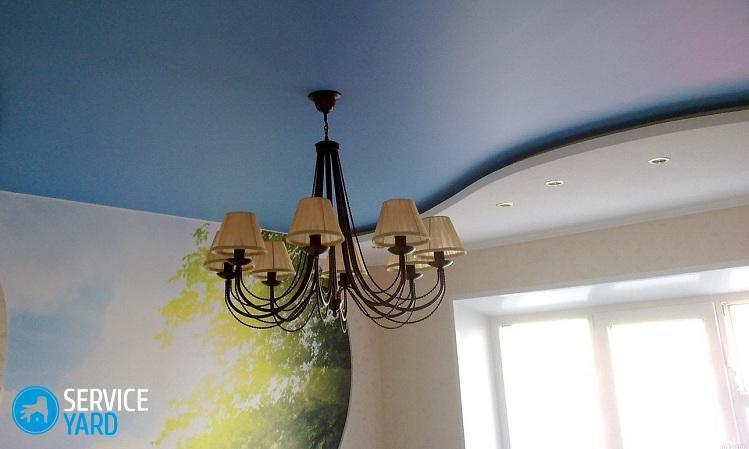 Как вешать люстру на натяжной потолок?