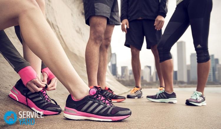 Как заклеить подошву на кроссовках?