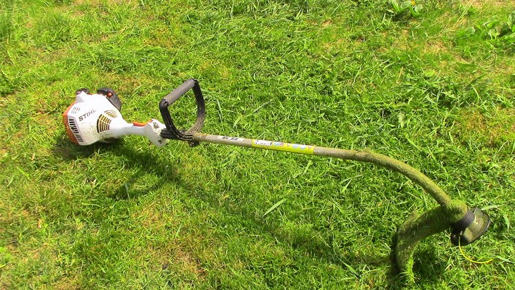 Как заправить леску в катушку триммера — бензокосы?