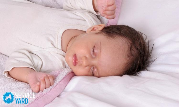 Какую подушку выбрать для ребенка 1 года?