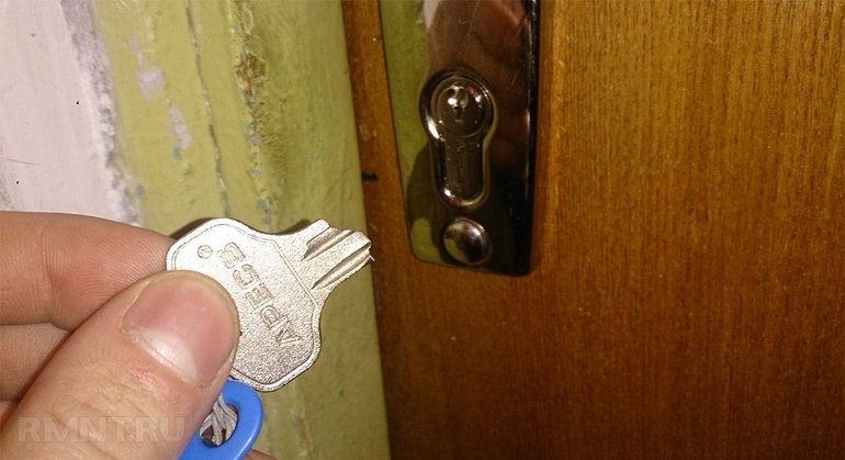 Ключ сломался в замке: чем это опасно и что делать