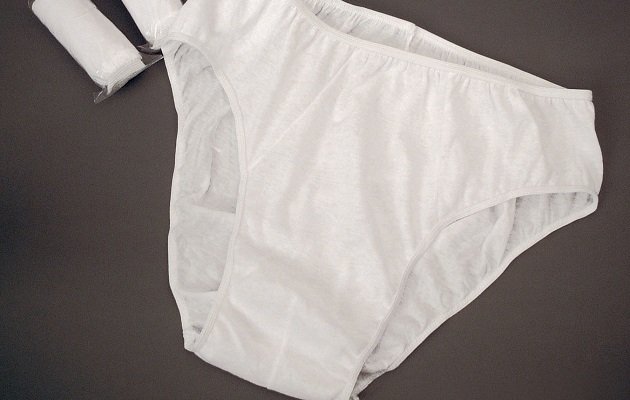Комфорт після пологів — вибираємо післяпологові одноразові труси