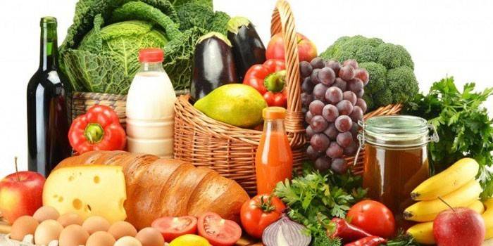 Лікувальний стіл 4 при захворюваннях кишечника для дітей і дорослих — обмеження дієти і зразкове меню на тиждень