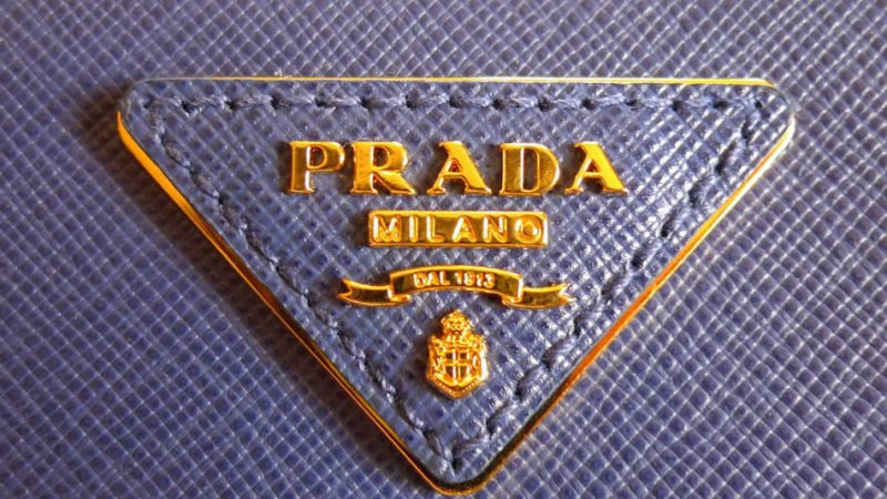 Логотипи брендів одягу: список, фото, історія. Розшифровка логотипів італійських, французьких, британських, американських, німецьких брендів одягу