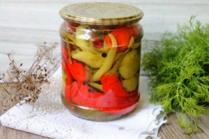 Маринований гіркий перець на зиму, рецепт без стерилізації