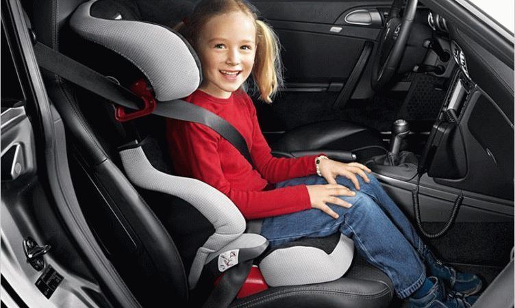 Можна возити дитину на передньому сидінні автомобіля? З якого віку можна їздити на передньому сидінні?