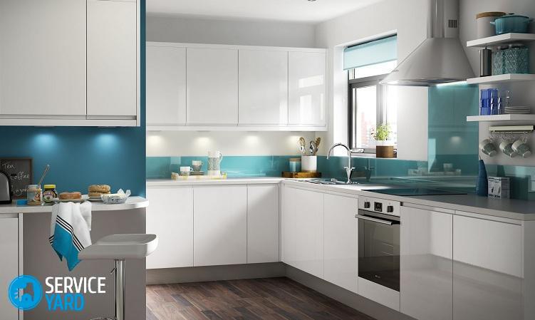 Можно ли ставить плиту рядом с мойкой?