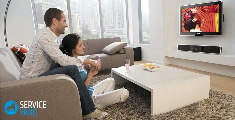 На какой высоте вешать телевизор?